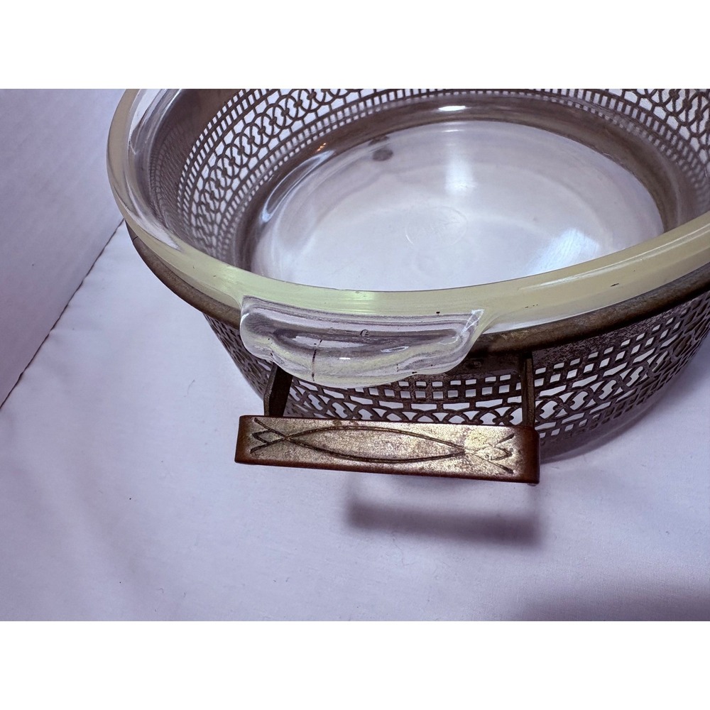 Pyrex Clear Glass Etched Floral Casserole Dish with Silver Filigree Cradle Antq - Picture 4 of 12